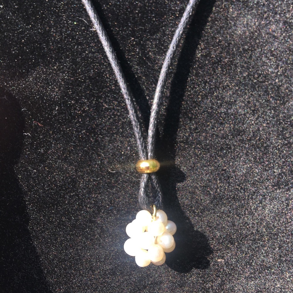 Fresh water pearl necklace